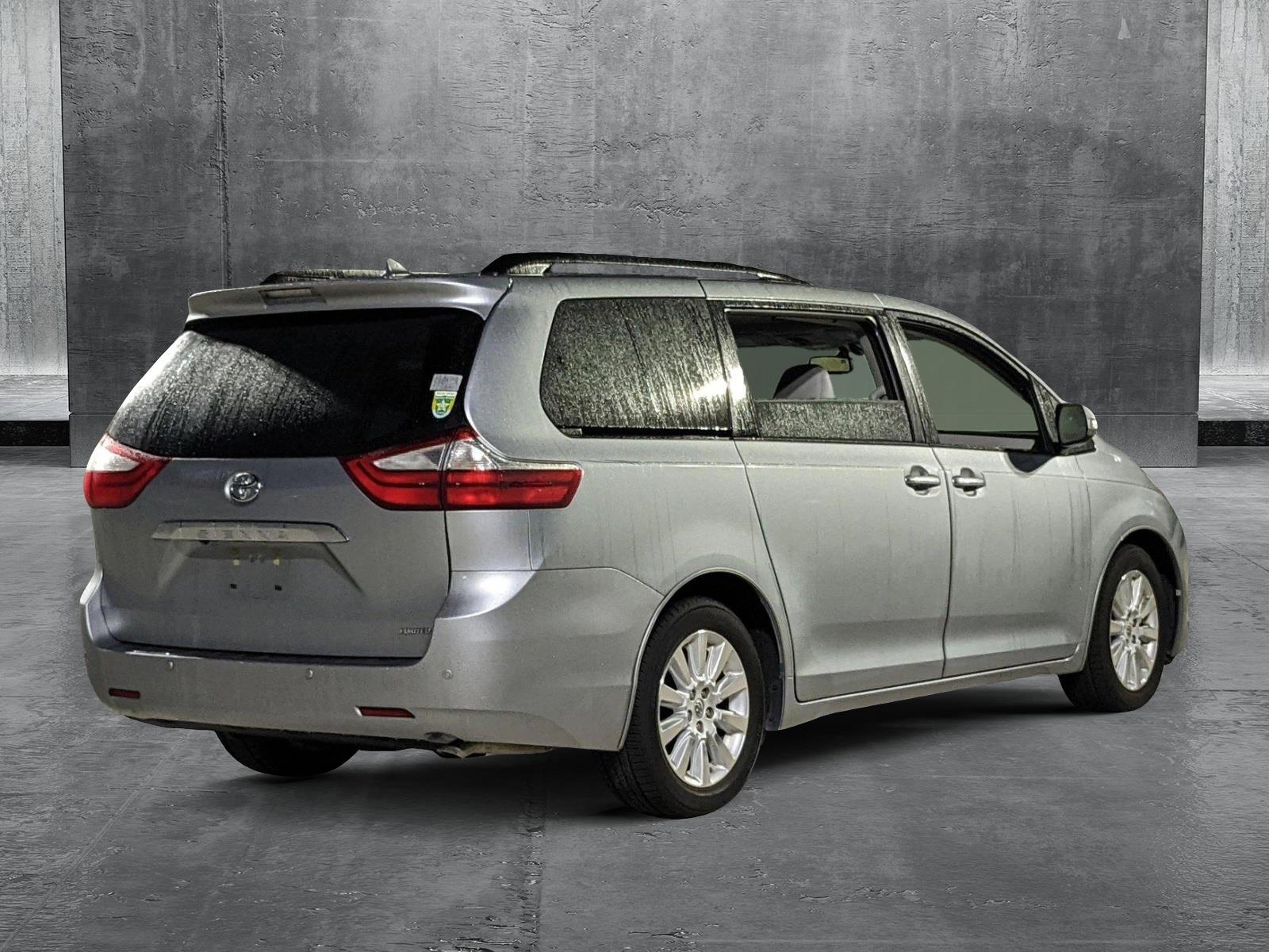 2016 Toyota Sienna Vehicle Photo in Davie, FL 33331