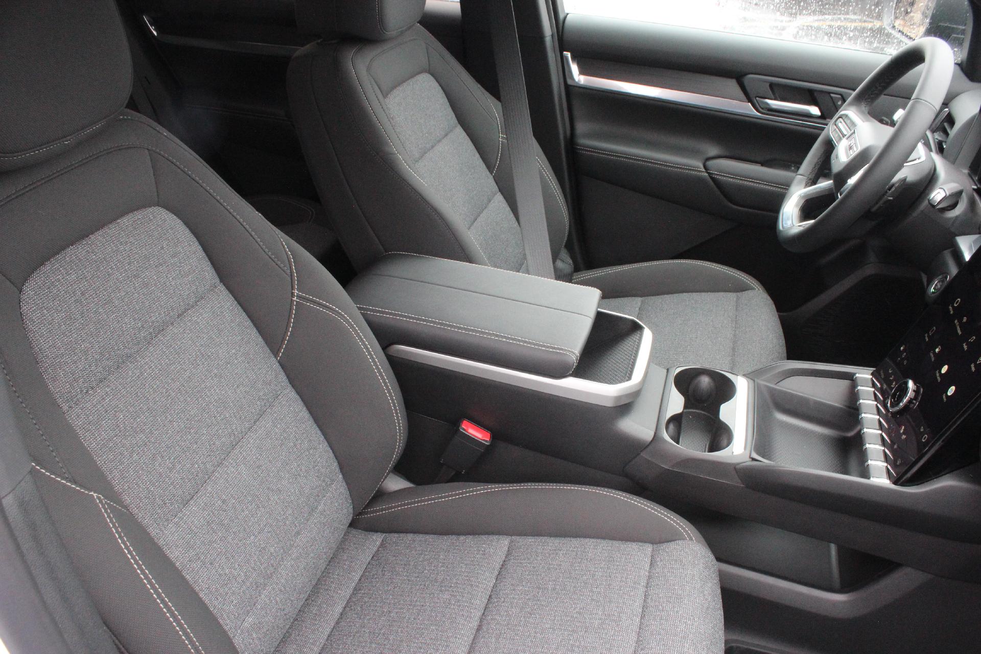 2025 GMC Terrain Vehicle Photo in AURORA, CO 80012-4011