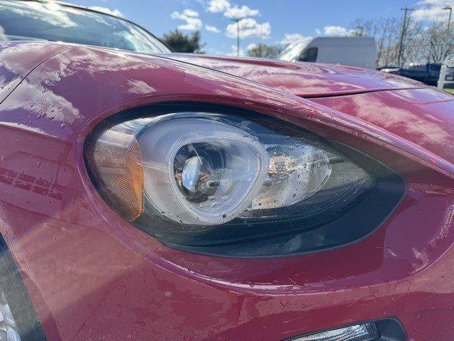 2017 FIAT 124 Spider Vehicle Photo in Mechanicsburg, PA 17050-1707