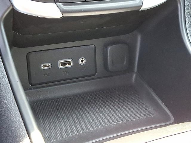 2022 GMC Terrain Vehicle Photo in TREVOSE, PA 19053-4984