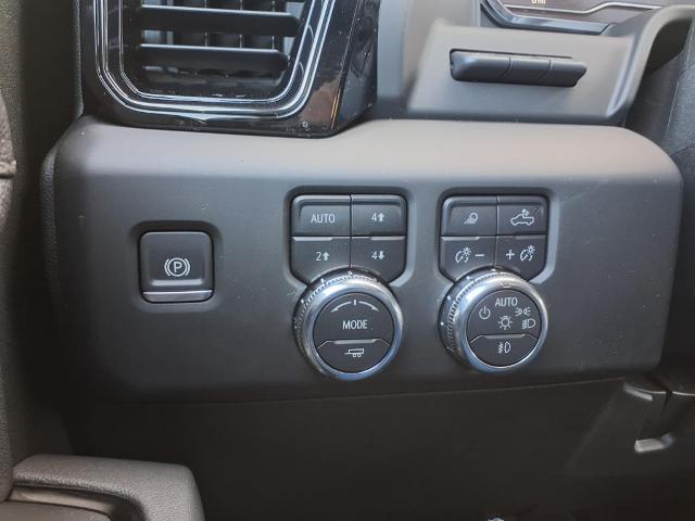 2025 GMC Sierra 2500 HD Vehicle Photo in Denton, TX 76205