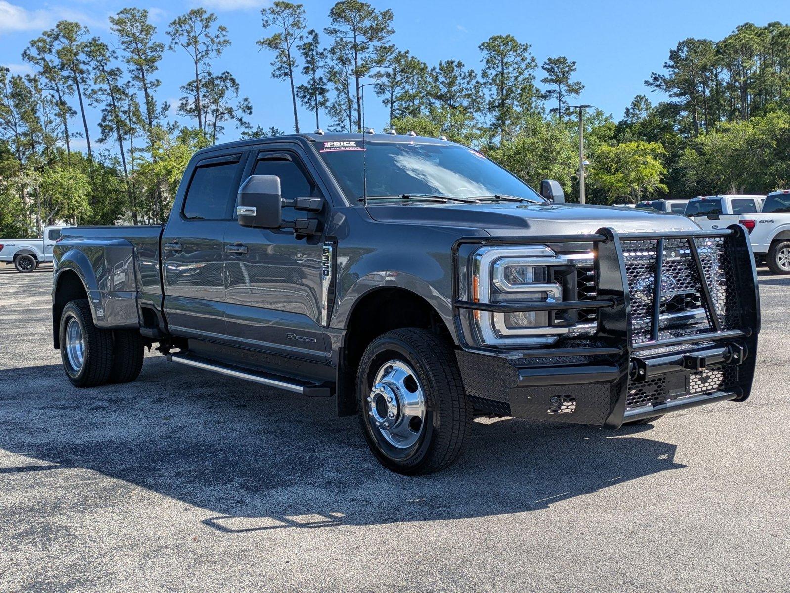 2023 Ford Super Duty F-350 DRW Vehicle Photo in Jacksonville, FL 32244