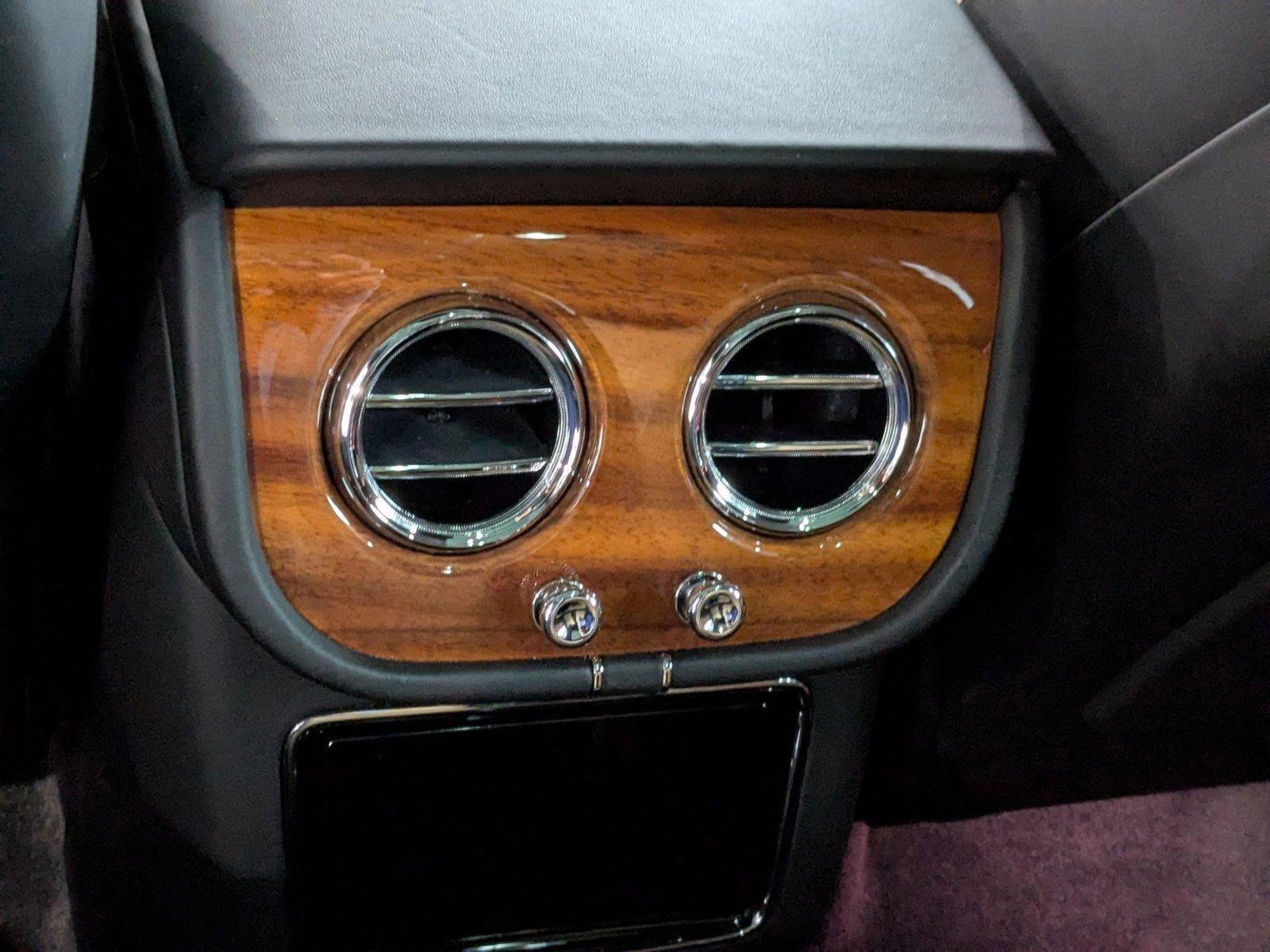 2021 Bentley Bentayga Vehicle Photo in Miami, FL 33169