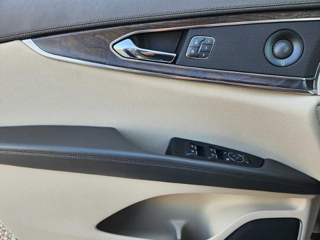 2019 Lincoln Nautilus Vehicle Photo in FORT WORTH, TX 76132