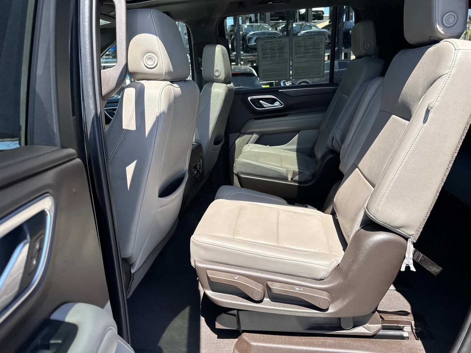 2021 Chevrolet Suburban Vehicle Photo in LOS ANGELES, CA 90007-3794