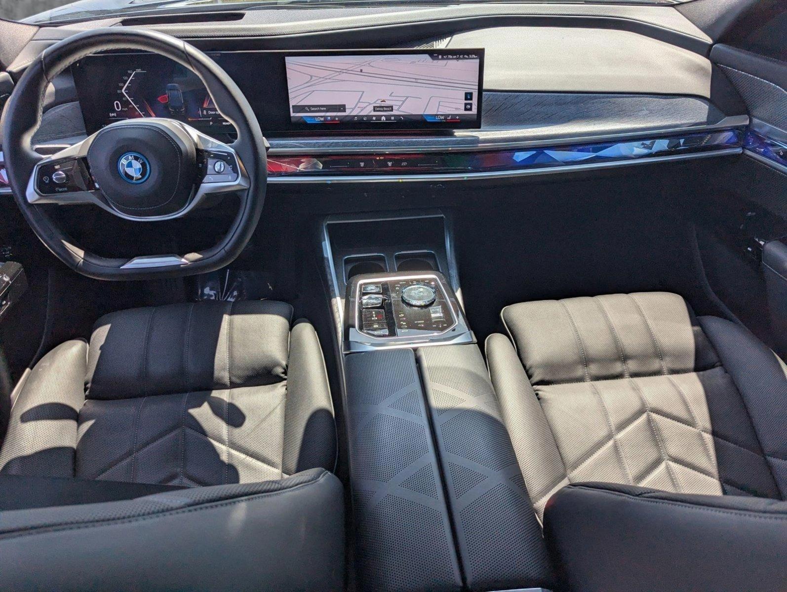 2024 BMW i7 Vehicle Photo in Delray Beach, FL 33444