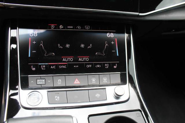 2023 Audi Q7 Vehicle Photo in HOUSTON, TX 77090