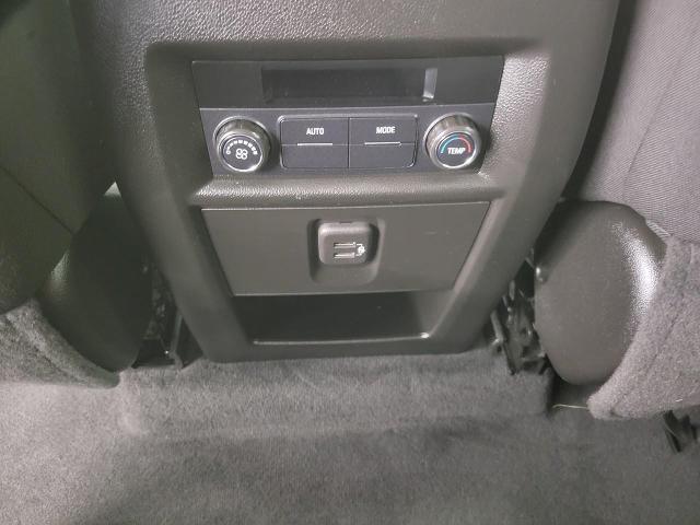 2021 Chevrolet Traverse Vehicle Photo in APPLETON, WI 54914-4656