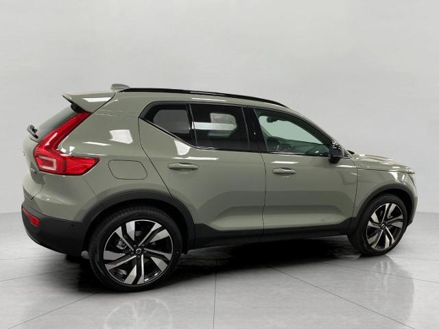 2025 Volvo XC40 Vehicle Photo in Appleton, WI 54913