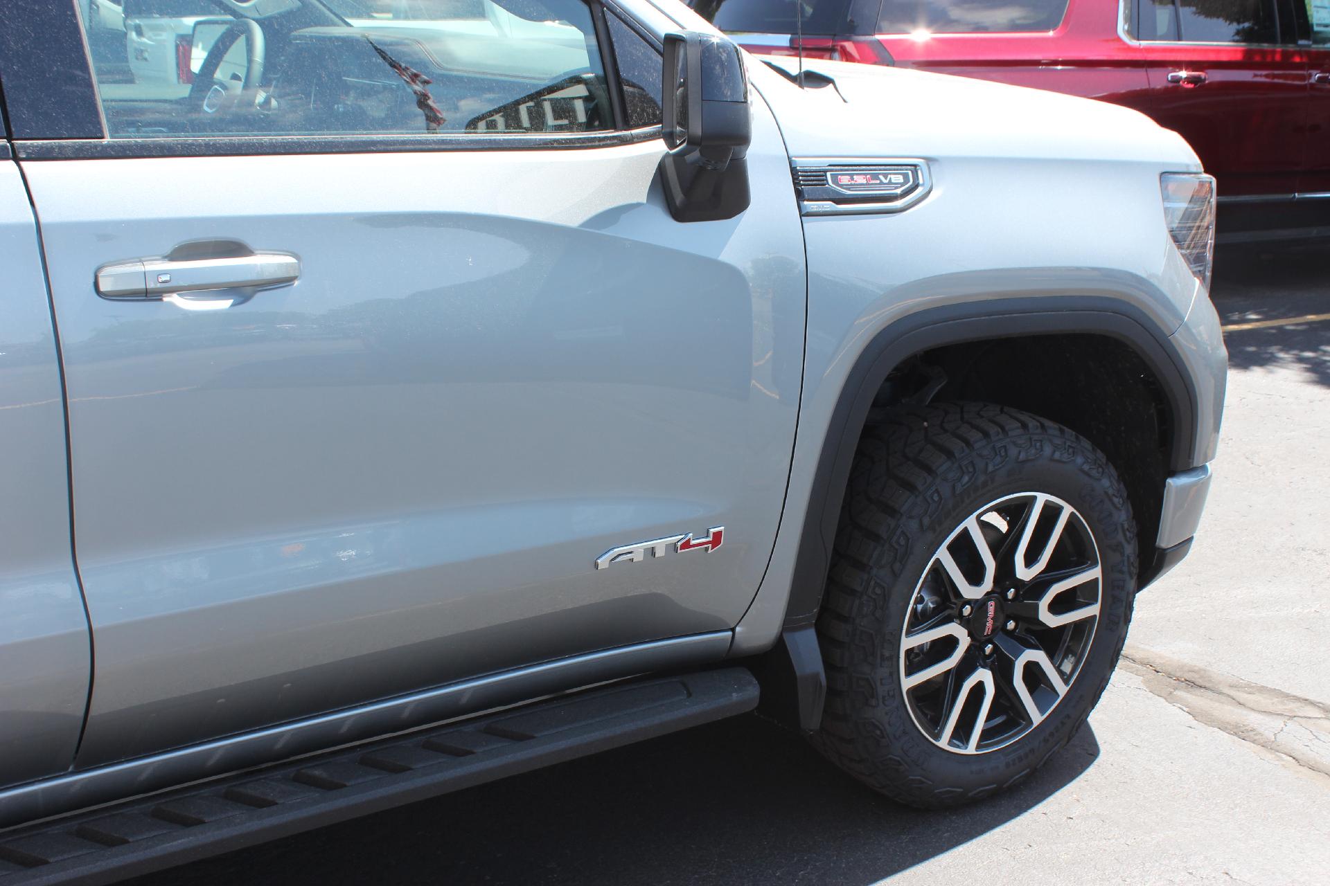 2025 GMC Sierra 1500 Vehicle Photo in AURORA, CO 80012-4011
