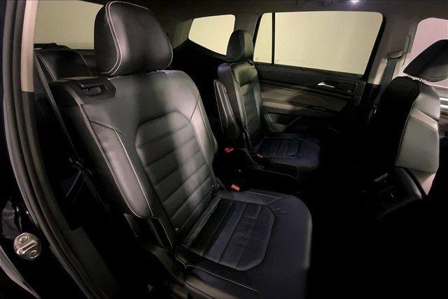 2023 Volkswagen Atlas Vehicle Photo in KANSAS CITY, MO 64114-4502