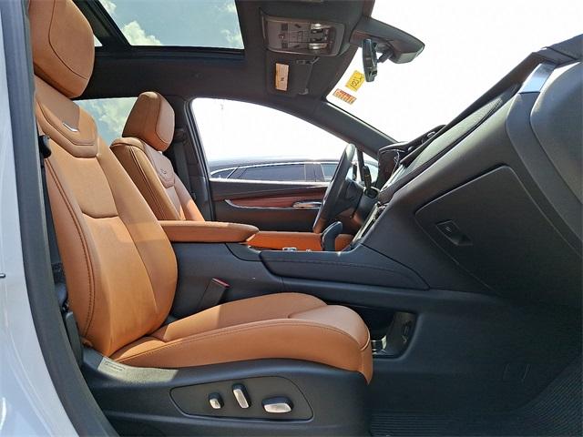 2025 Cadillac XT5 Vehicle Photo in ALLENTOWN, PA 18103-7399