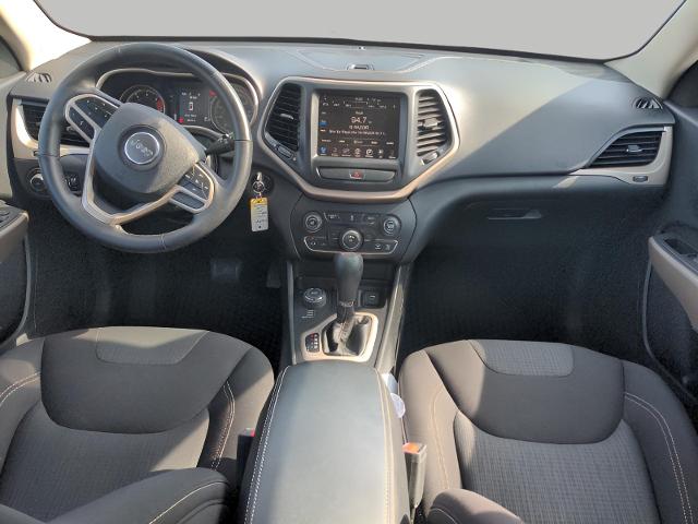 2017 Jeep Cherokee Vehicle Photo in Green Bay, WI 54304
