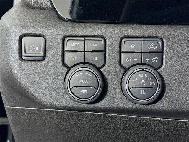 2025 Chevrolet Silverado 2500 HD Vehicle Photo in PUYALLUP, WA 98371-4149