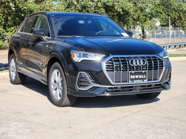 2024 Audi Q3 Vehicle Photo in HOUSTON, TX 77090