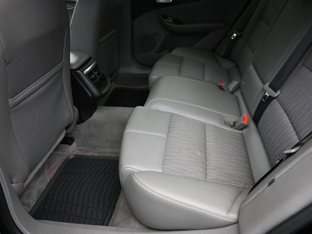 2017 Chevrolet Impala Vehicle Photo in Cedar Rapids, IA 52402