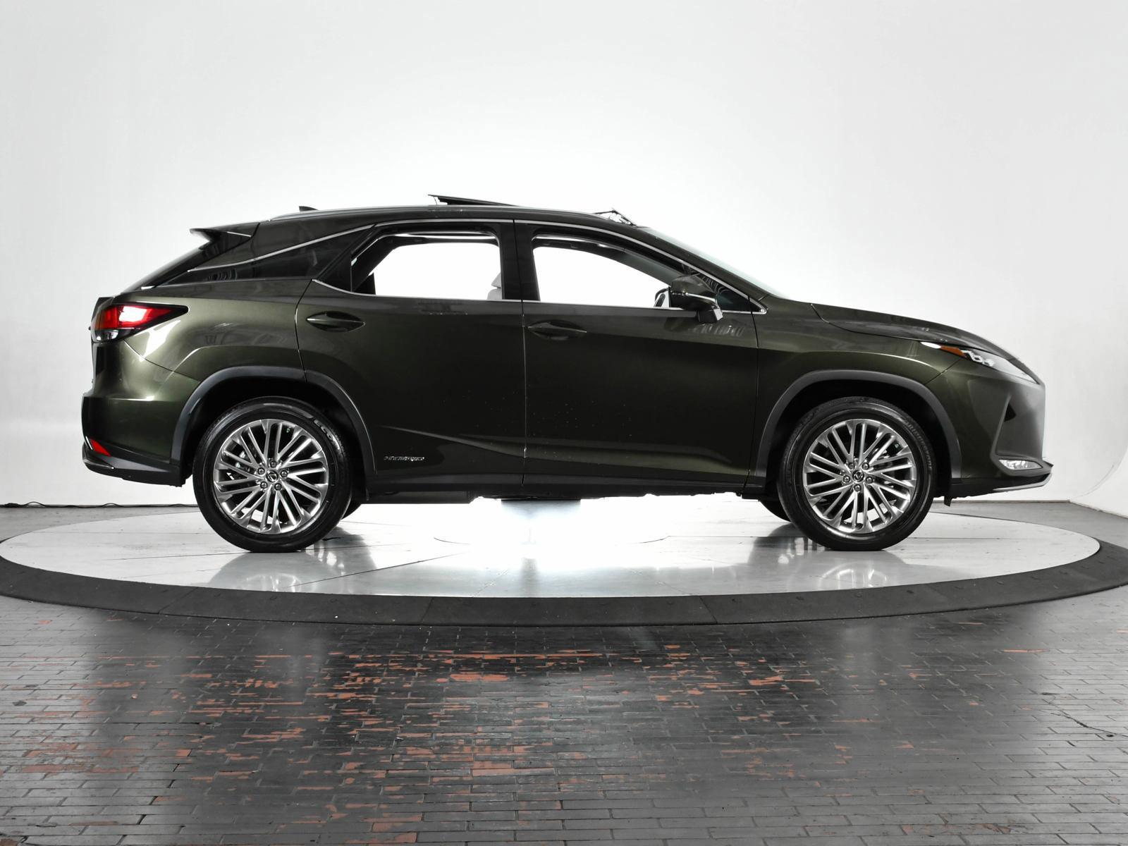 2022 Lexus RX 450h Vehicle Photo in DALLAS, TX 75235