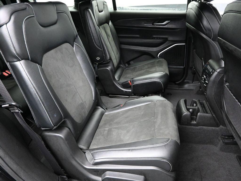 2021 Jeep Grand Cherokee L Vehicle Photo in Cedar Rapids, IA 52402