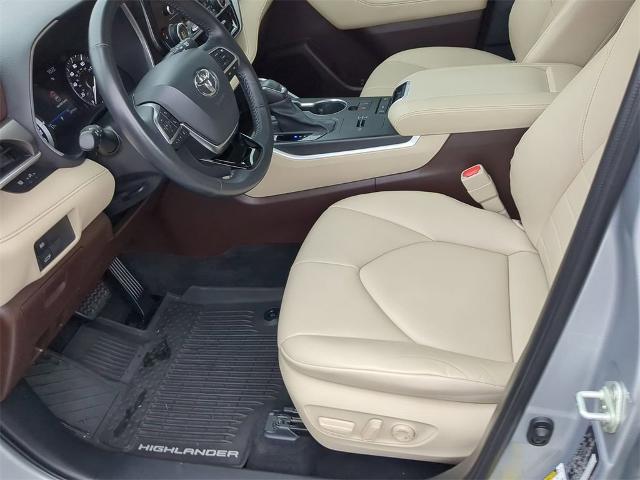 2020 Toyota Highlander Vehicle Photo in ALBERTVILLE, AL 35950-0246