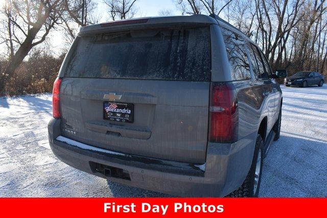 2017 Chevrolet Tahoe LT photo 38