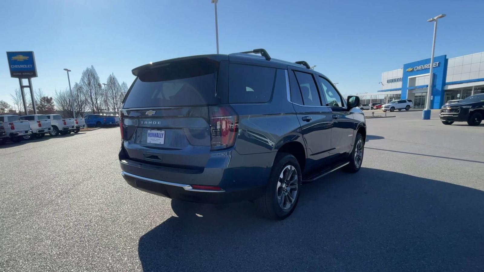 2025 Chevrolet Tahoe Vehicle Photo in BENTONVILLE, AR 72712-4322