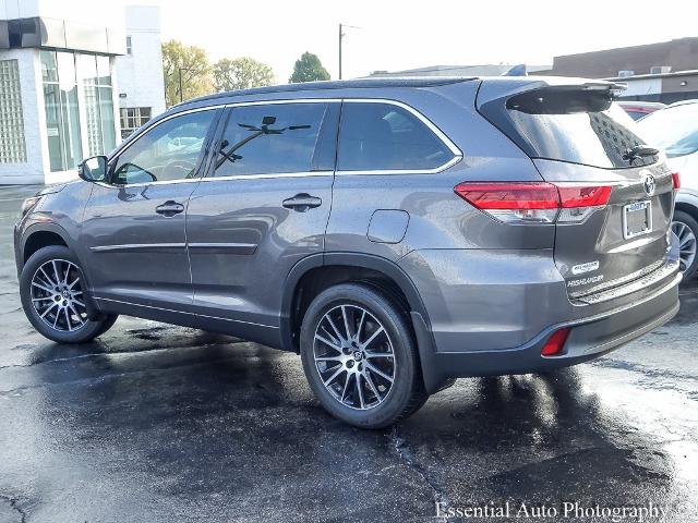 2017 Toyota Highlander Vehicle Photo in OAK LAWN, IL 60453-2517