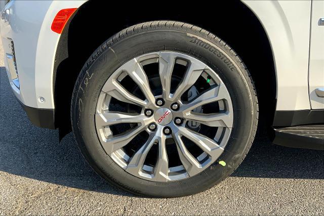 2024 GMC Yukon XL Vehicle Photo in KANSAS CITY, MO 64114-4545