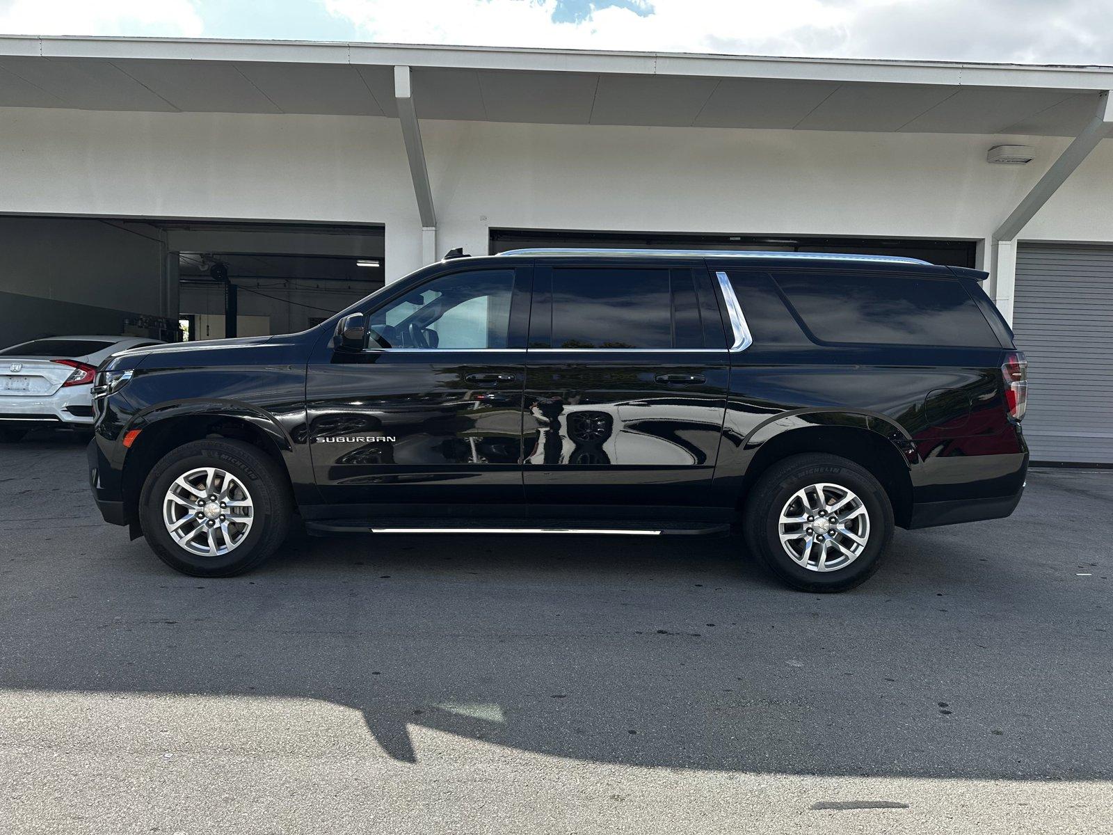 2023 Chevrolet Suburban Vehicle Photo in Hollywood, FL 33021