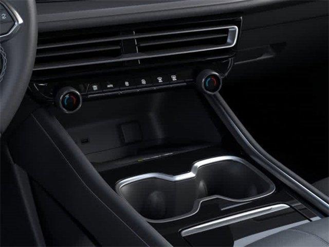 2025 Chevrolet Traverse Vehicle Photo in COLLIERVILLE, TN 38017-9006