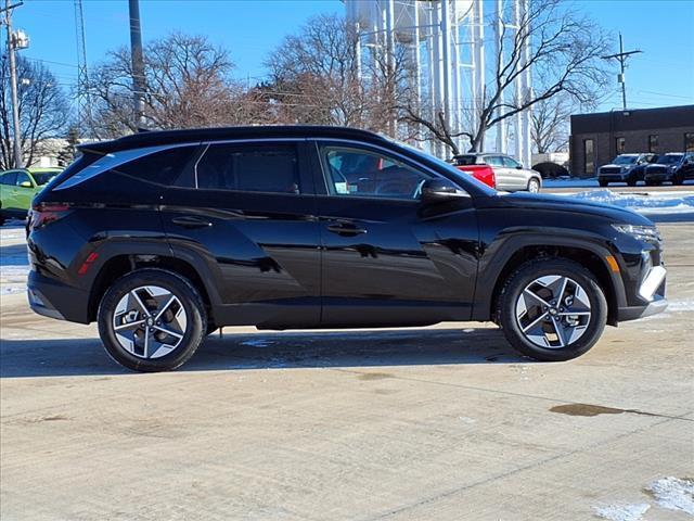 2025 Hyundai TUCSON Vehicle Photo in Peoria, IL 61615