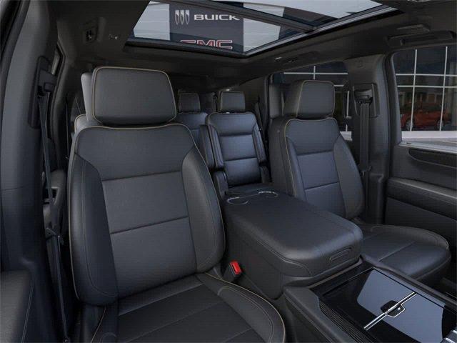2025 GMC Yukon Vehicle Photo in COLLIERVILLE, TN 38017-9006