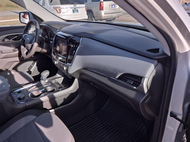 2021 Chevrolet Traverse Vehicle Photo in NEDERLAND, TX 77627-8017