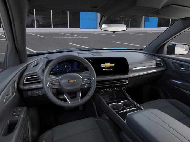 2025 Chevrolet Traverse Vehicle Photo in Roslyn, NY 11576