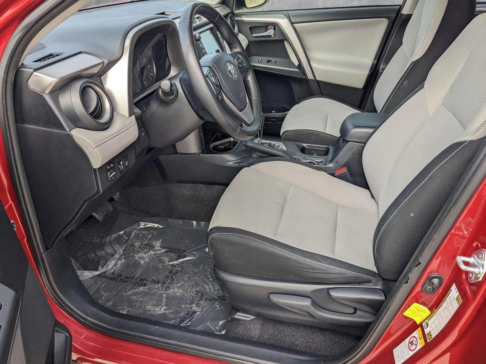 2017 Toyota RAV4 Vehicle Photo in Davie, FL 33331