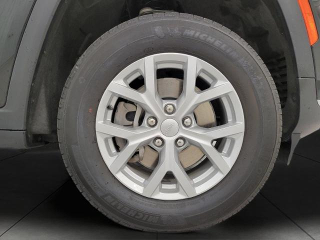 2023 Jeep Grand Cherokee L Vehicle Photo in Kaukauna, WI 54130