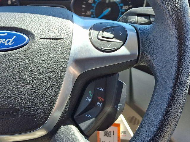 2014 Ford Escape Vehicle Photo in DANBURY, CT 06810-5034