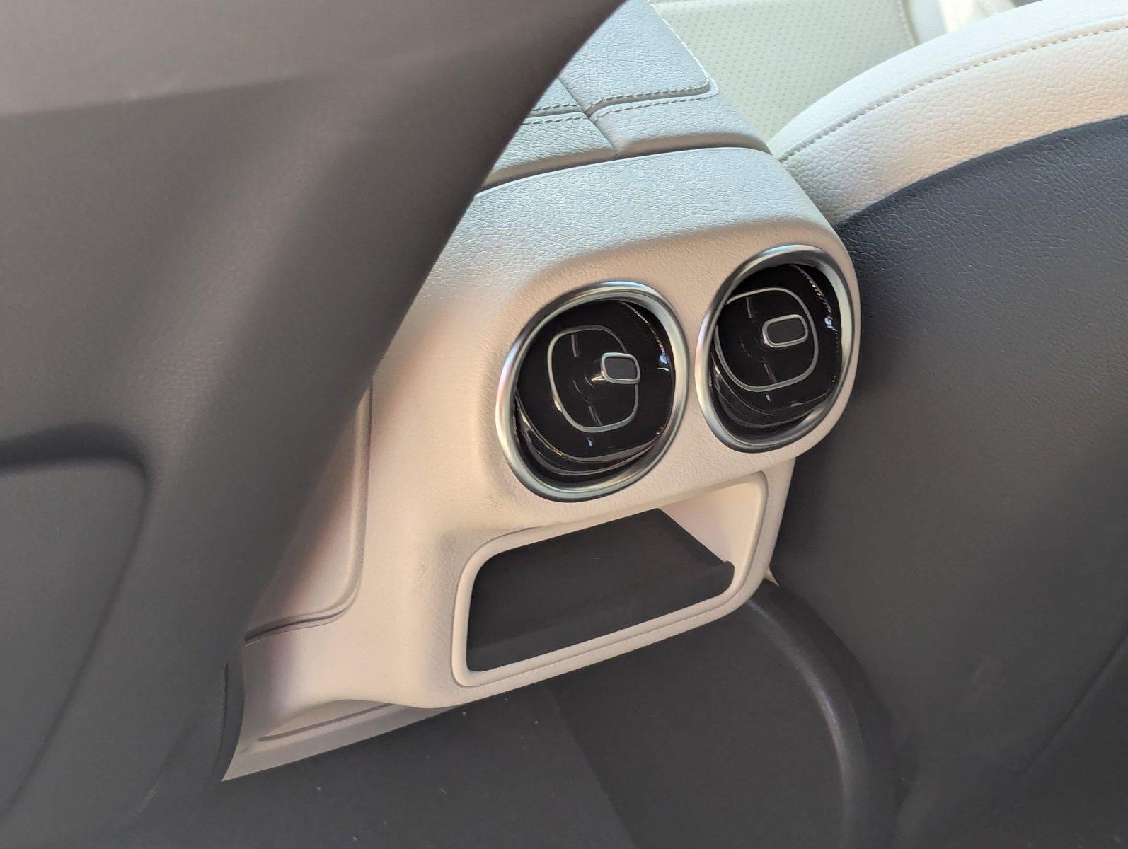 2023 Mercedes-Benz GLC Vehicle Photo in Delray Beach, FL 33444