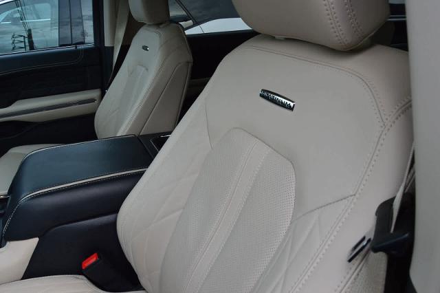 2022 Ford Expedition Vehicle Photo in Houston, TX 77090