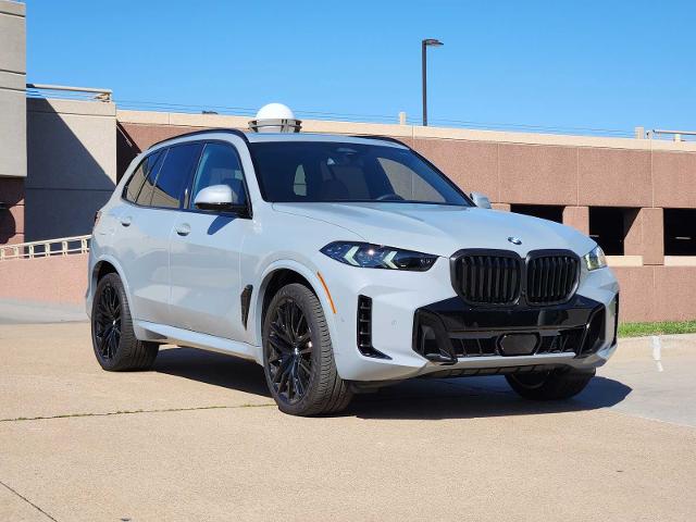 2025 BMW X5 sDrive40i Vehicle Photo in PLANO, TX 75024