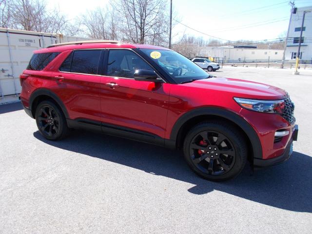2023 Ford Explorer Vehicle Photo in LOWELL, MA 01852-4336