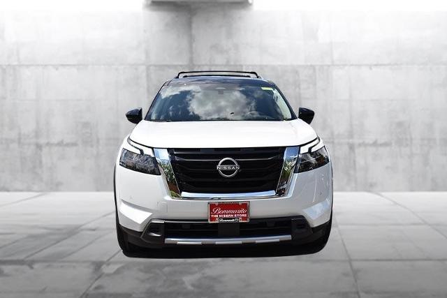 2025 Nissan Pathfinder Vehicle Photo in Ballwin, MO 63011