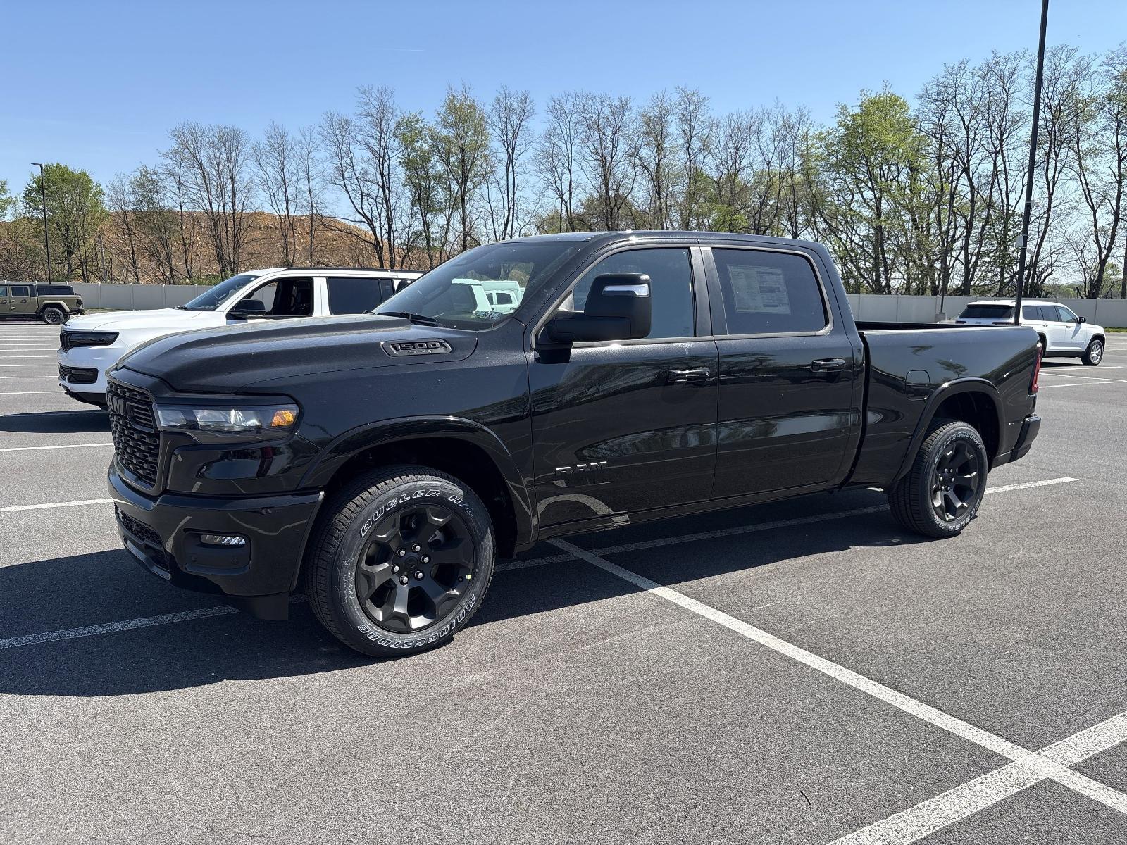 2025 Ram 1500 Vehicle Photo in Mechanicsburg, PA 17050-1707