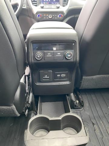 2022 GMC Acadia Vehicle Photo in APPLETON, WI 54914-8833