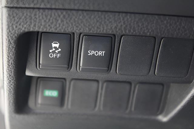 2015 Nissan Rogue Vehicle Photo in Green Bay, WI 54304