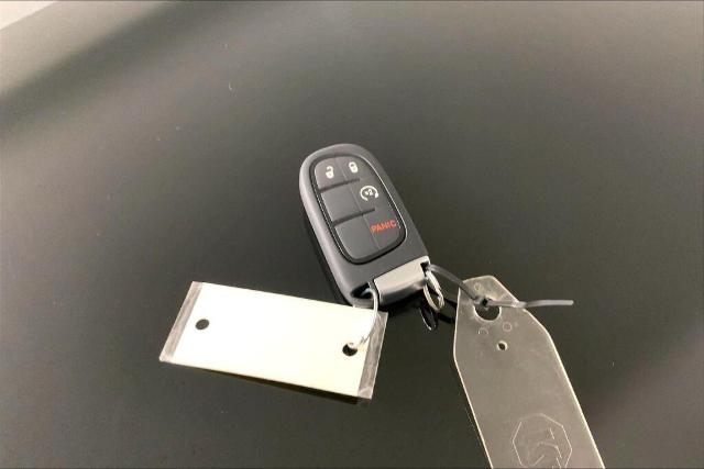 2022 Jeep Cherokee Vehicle Photo in Kansas City, MO 64114
