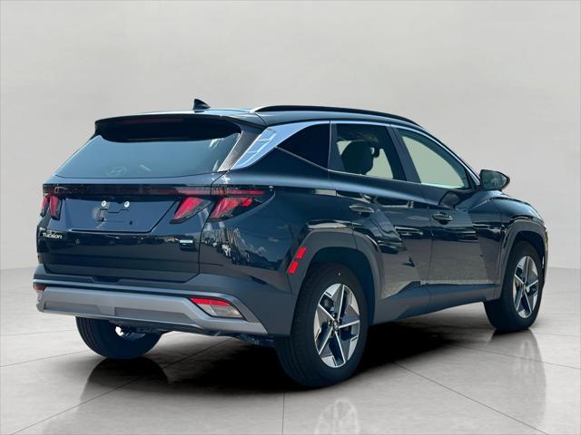 2025 Hyundai TUCSON Vehicle Photo in Green Bay, WI 54304