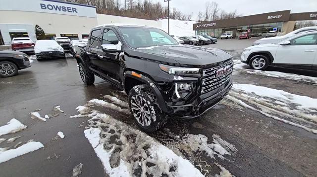 2024 GMC Canyon Vehicle Photo in Pleasant Hills, PA 15236