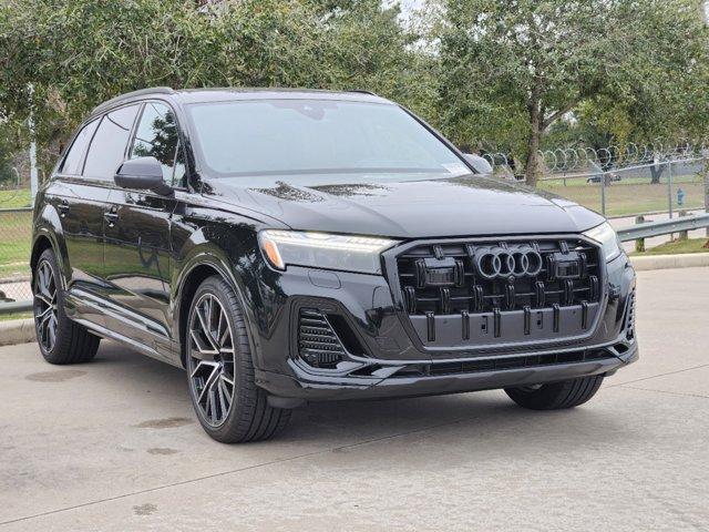 2025 Audi Q7 Vehicle Photo in HOUSTON, TX 77090