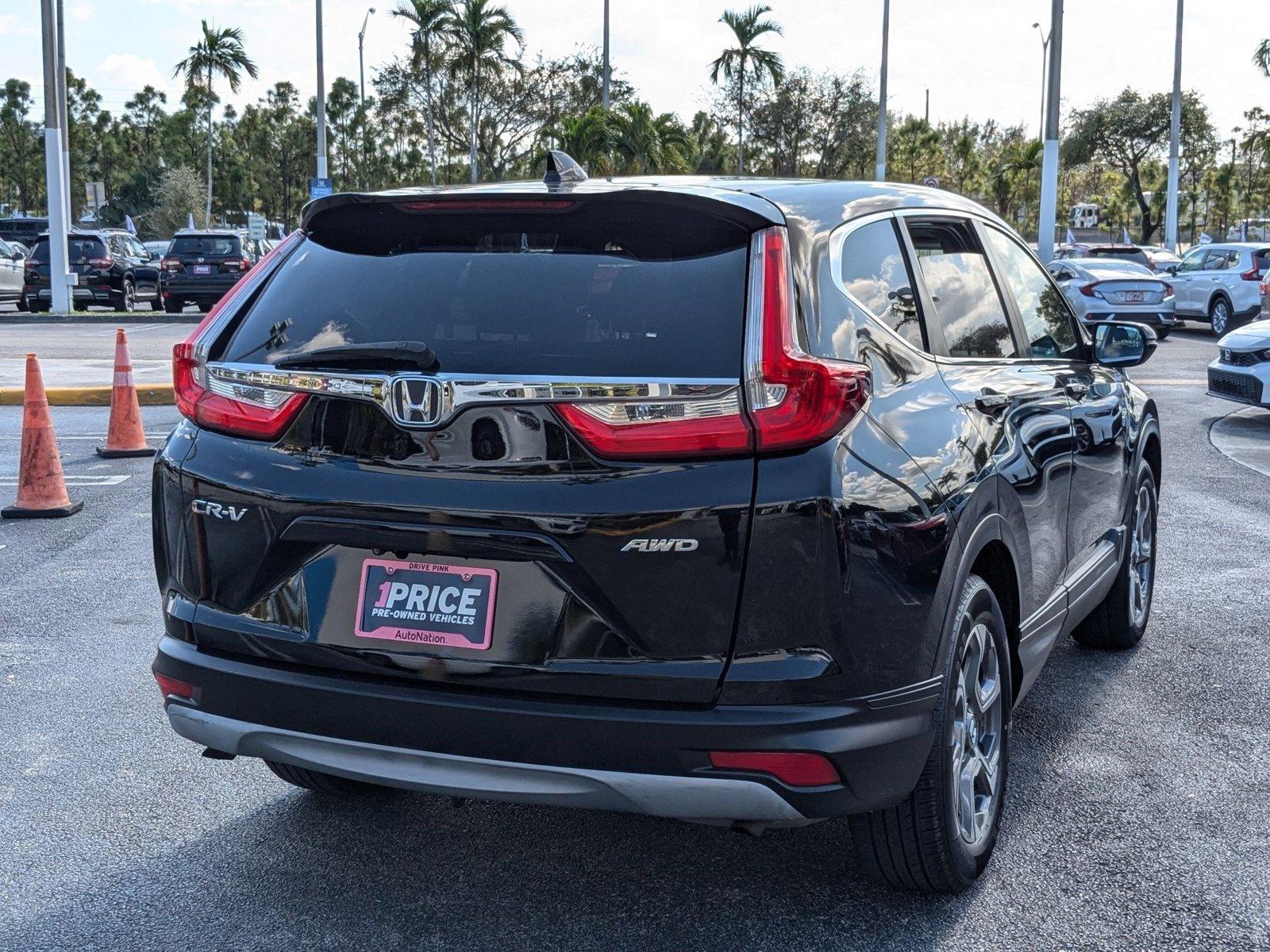 2017 Honda CR-V Vehicle Photo in Miami, FL 33015