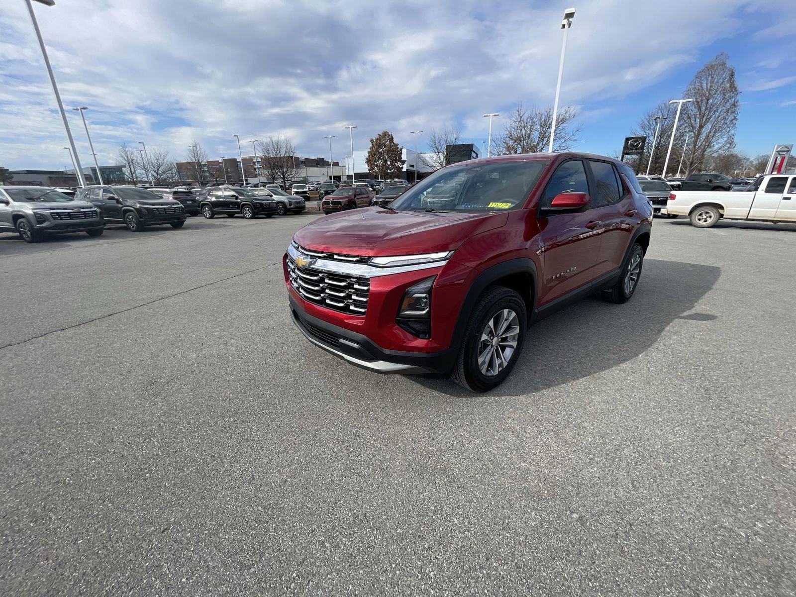 2025 Chevrolet Equinox Vehicle Photo in BENTONVILLE, AR 72712-4322